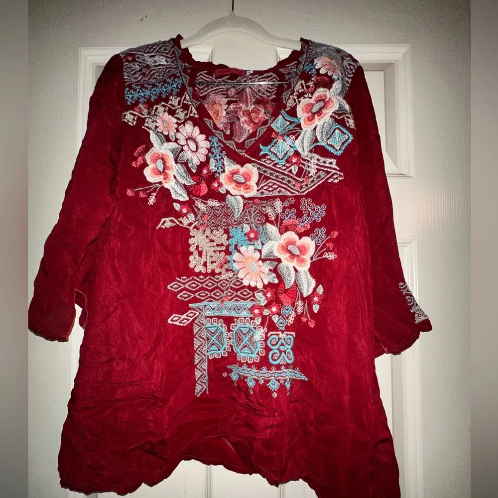 Johnny Was Marcia Blouse Red Alondra Embroidered size S - Picture 2 of 4